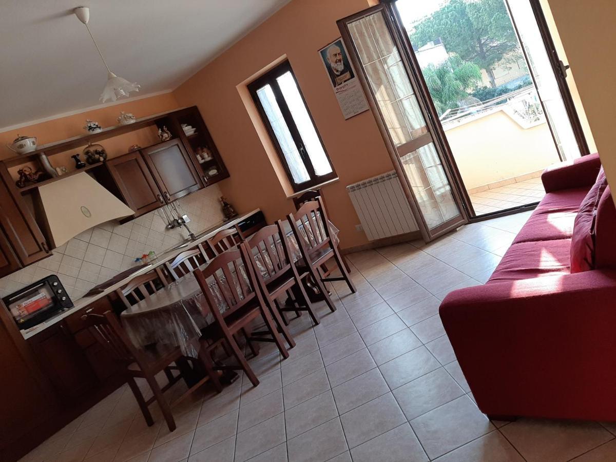 Residenza Monteleone Daire Ardore Marina Dış mekan fotoğraf