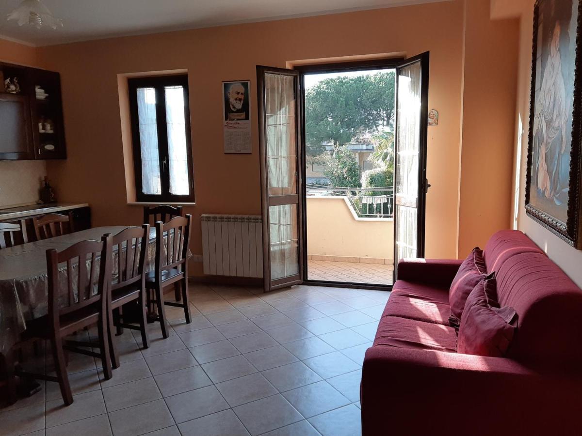 Residenza Monteleone Daire Ardore Marina Dış mekan fotoğraf